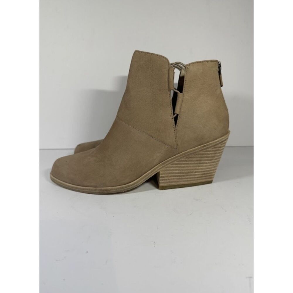 Eileen Fisher Tote Beige Suede Wedge Ankle Booties Size: 8